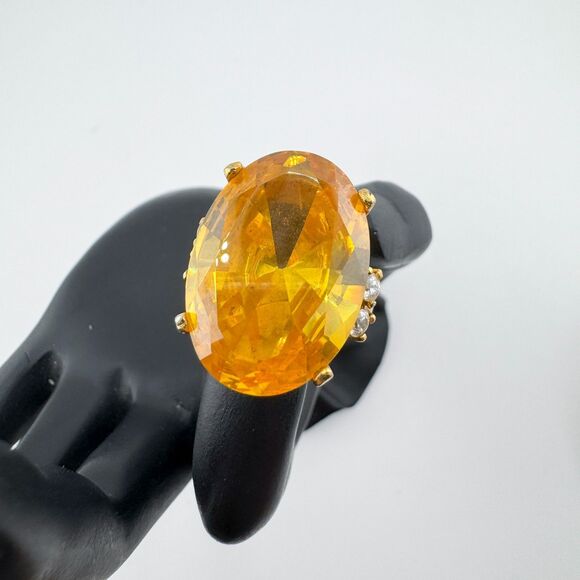 Oversized Citrine Tone Oval Statement Cocktail Ring Vintage Gold Tone Glamour - Picture 3 of 11